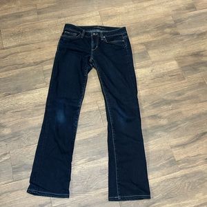 Joe’s Jeans Starlet Size 26. Dark blue wash